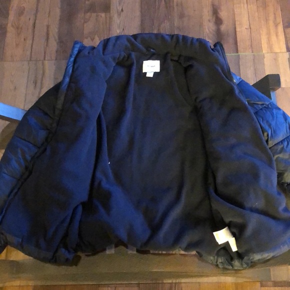 Old Navy, Medium Puff Jacket - Picture 3 of 7